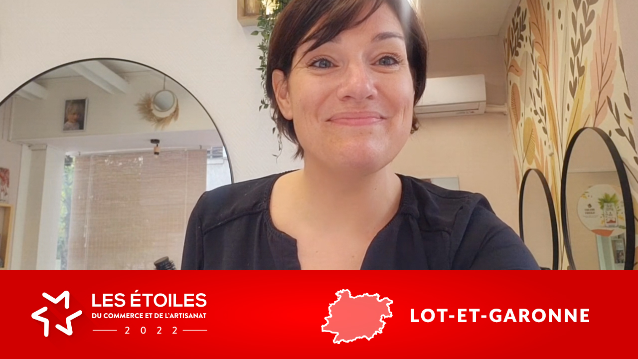 O PETIT SALON